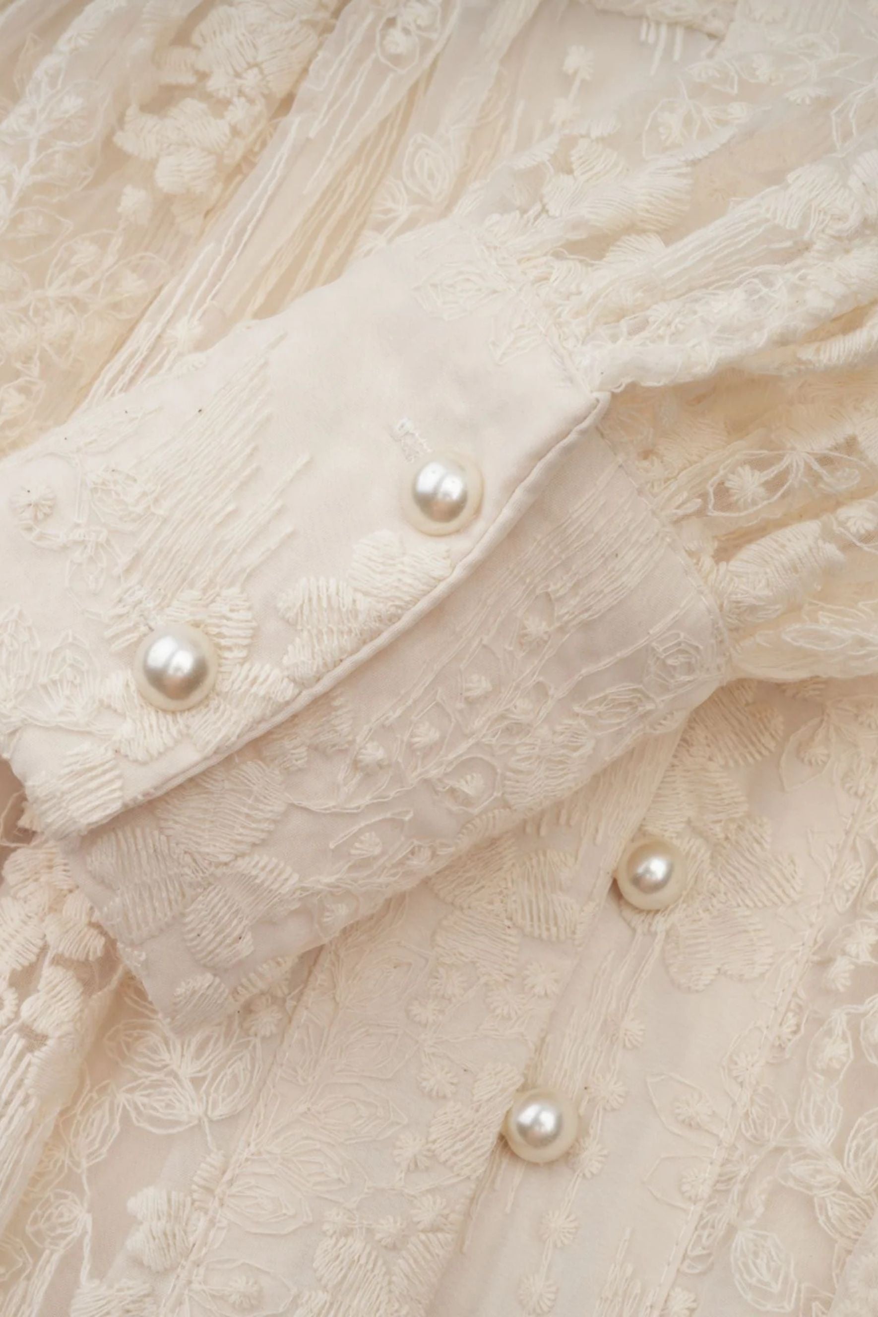 Dantel Detaylı Uzun Kollu Krem Maxi Elbise Zalle