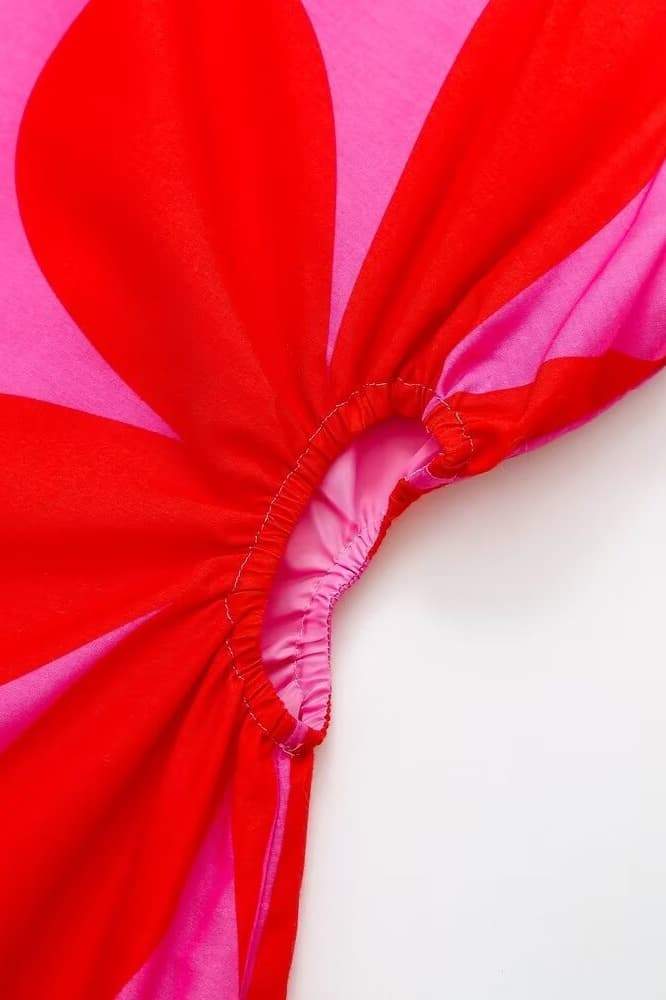 Pembe Kolsuz Çiçek Detaylı Yırtmaçlı Midi Elbise Zalle