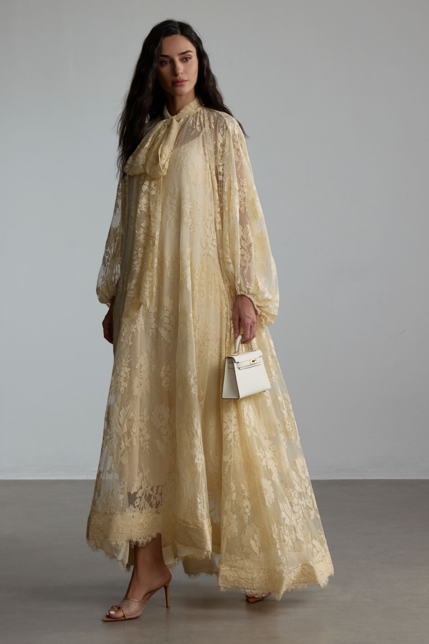 Dantel Detaylı Uzun Abiye Elbise Zalle