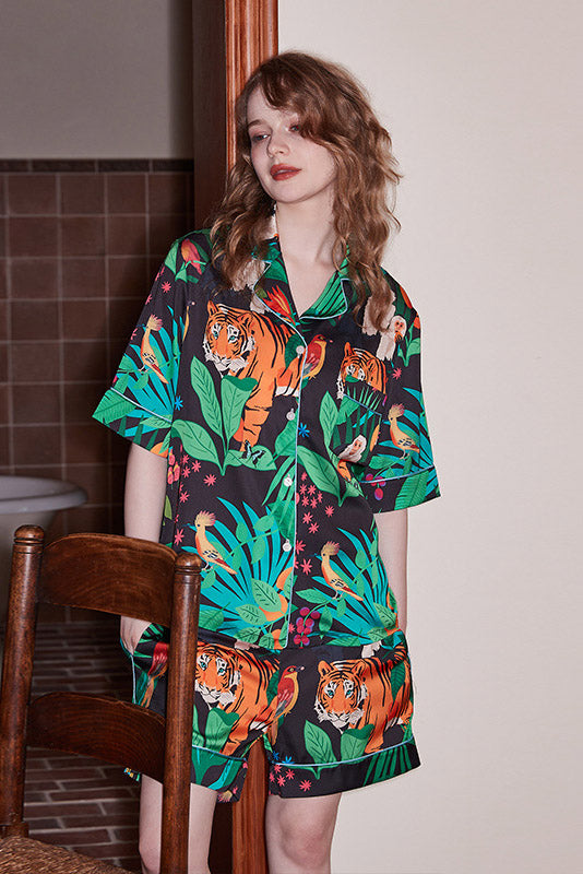 Tropikal Desenli Kısa Kollu Kuş Baskılı Saten Şortlu Pijama Takımı Zalle