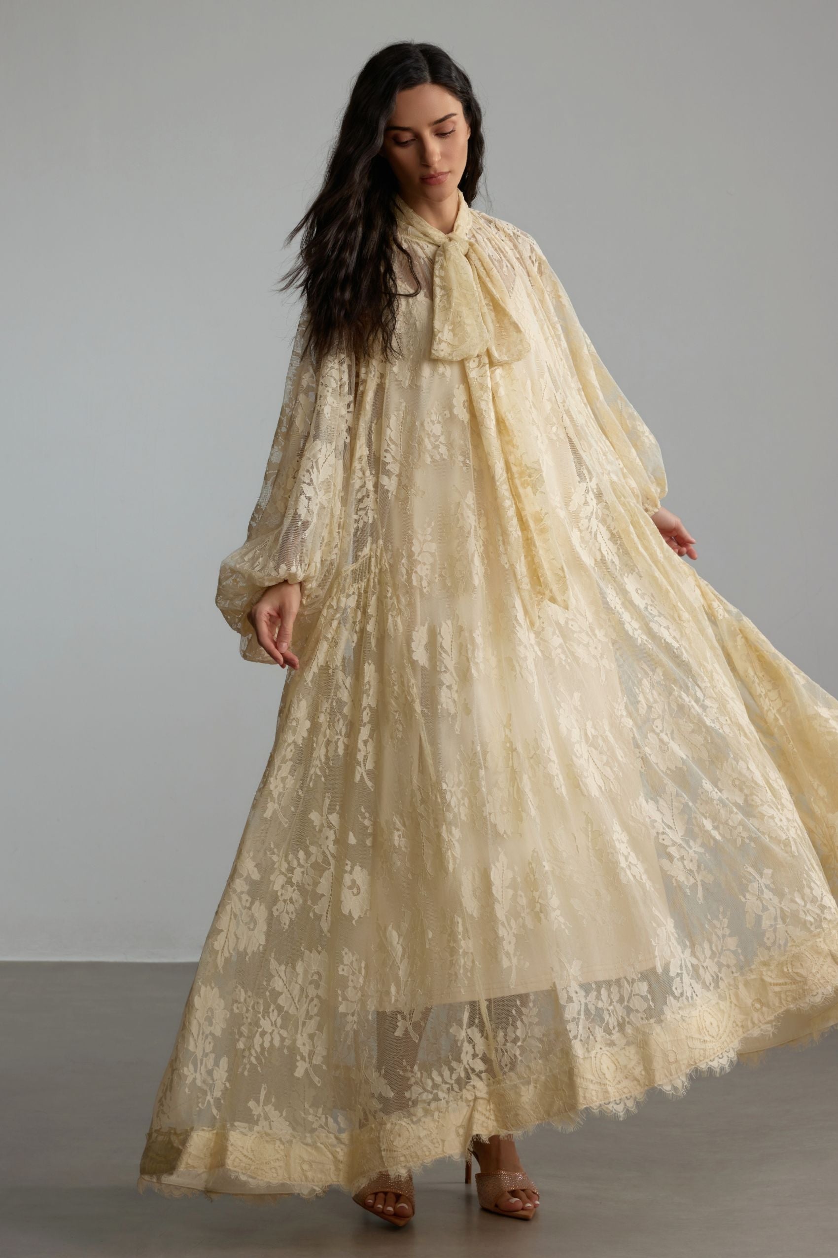 Dantel Detaylı Uzun Abiye Elbise Zalle