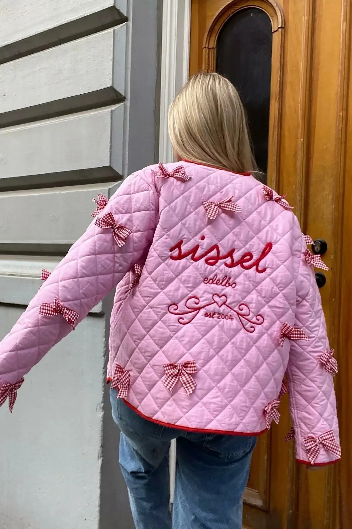 Pembe Fiyonklu Kapitone Ceket Zalle