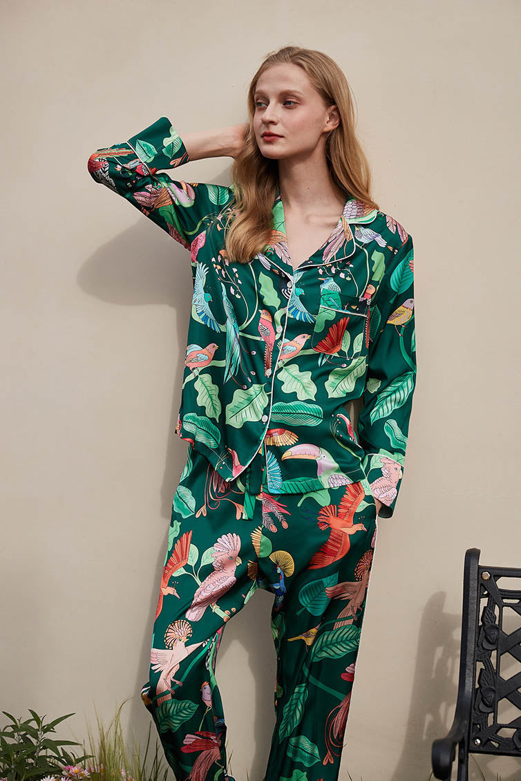 Tropikal Desenli Uzun Kollu Kuş Baskılı Saten Pijama Takımı Zalle