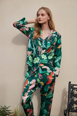 Tropikal Desenli Uzun Kollu Kuş Baskılı Saten Pijama Takımı Zalle