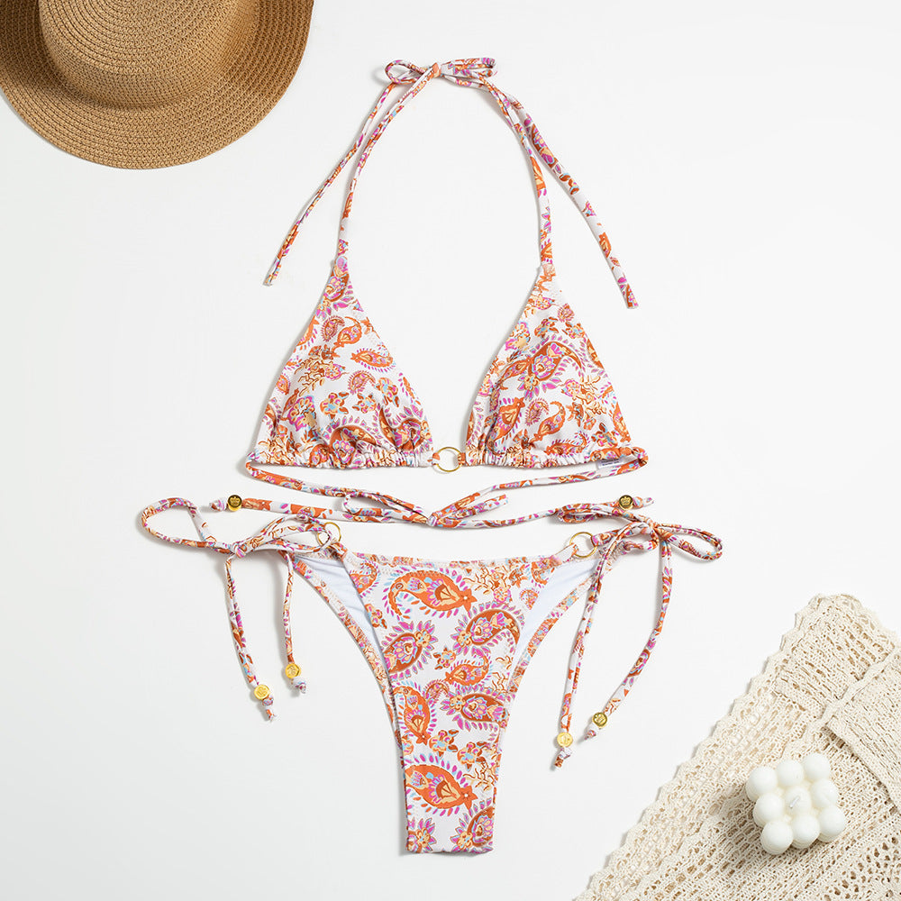 Çiçek Desenli Halkalı Zincir Detaylı Üçgen Bikini Takımı Zalle