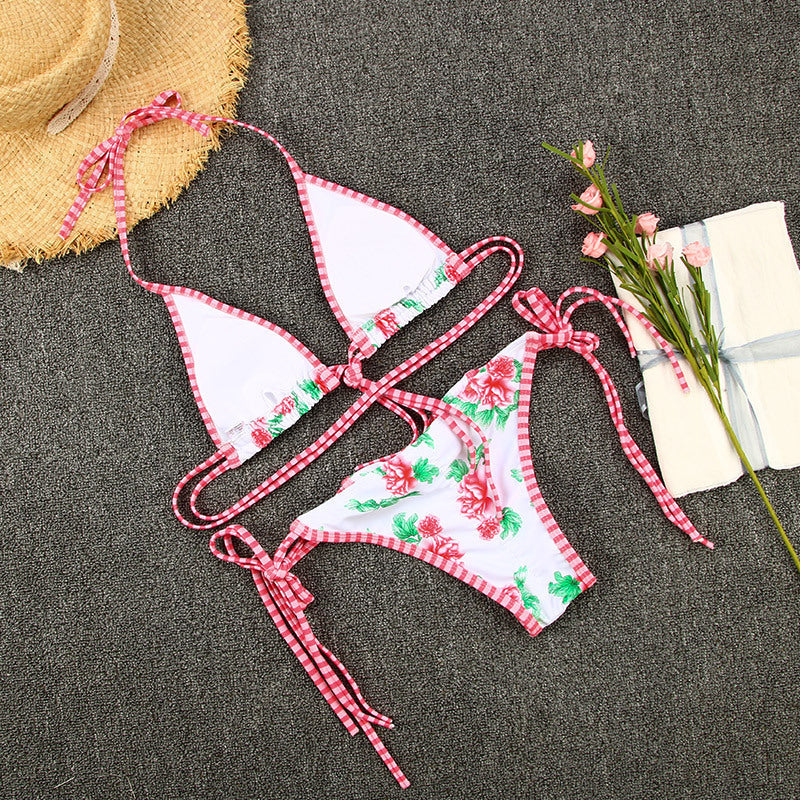 Çiçek Desenli Kareli Şeritli Üçgen Bikini Takımı Zalle