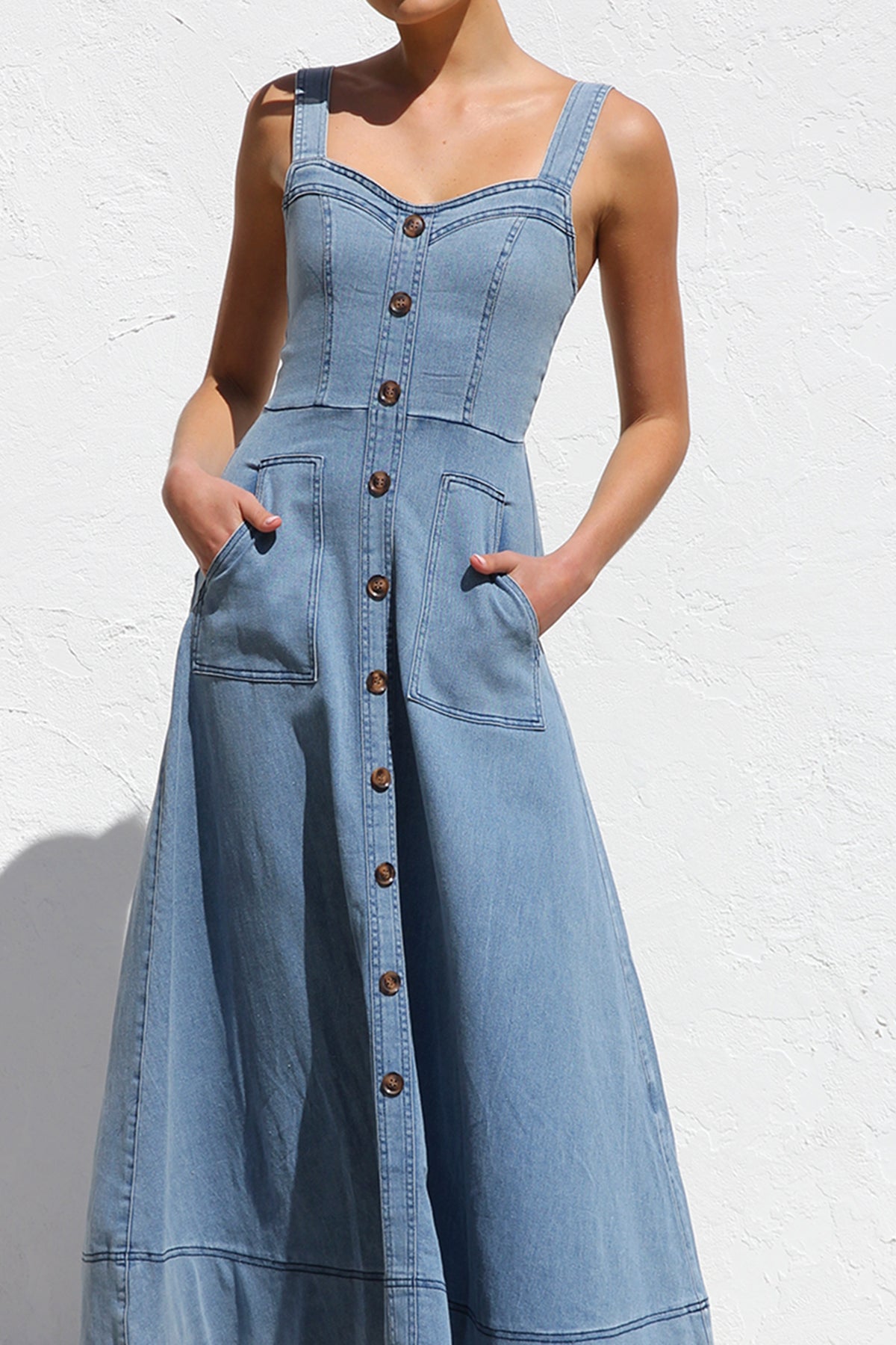 Düğme Detaylı Askılı Denim Yazlık Elbise
