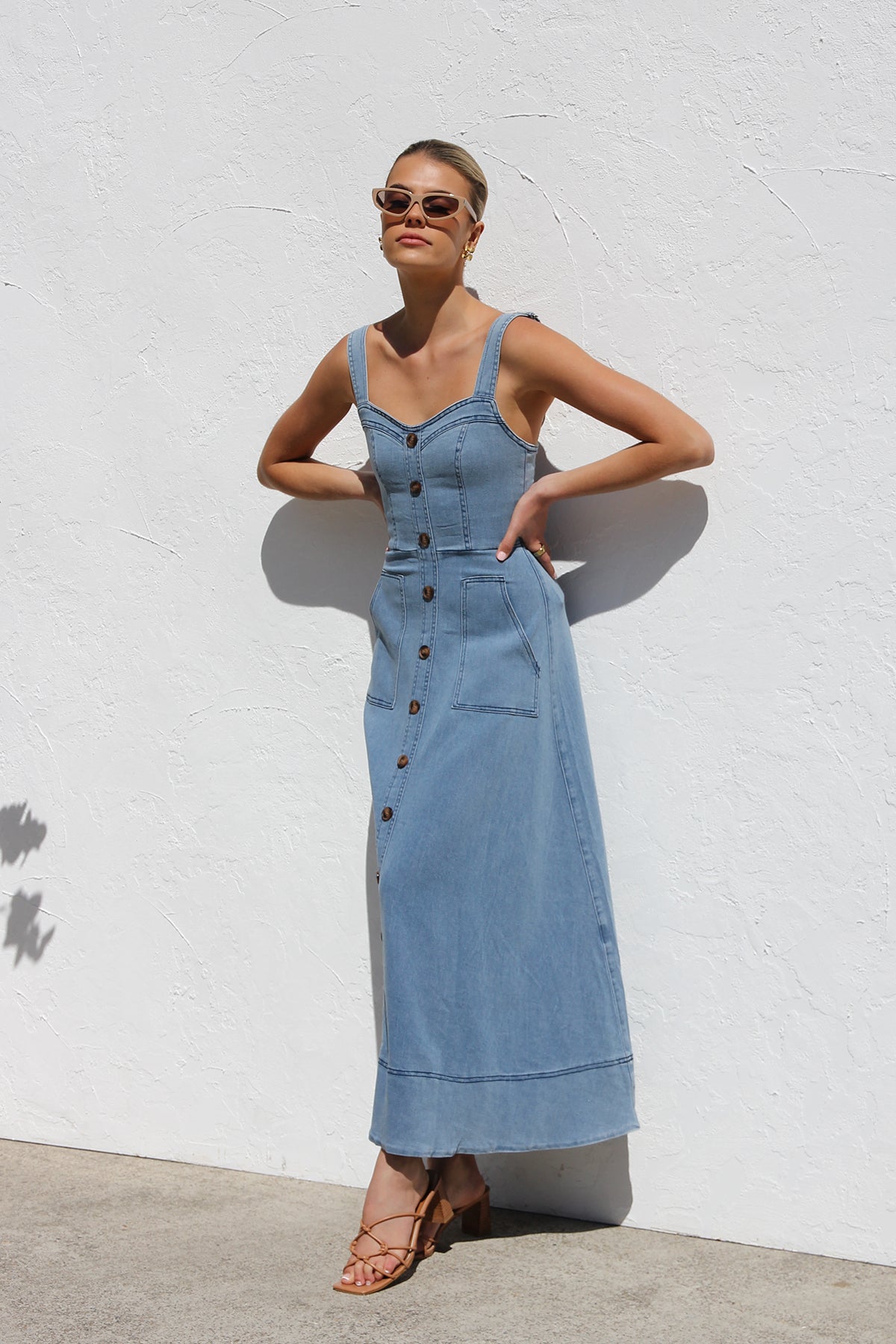 Düğme Detaylı Askılı Denim Yazlık Elbise
