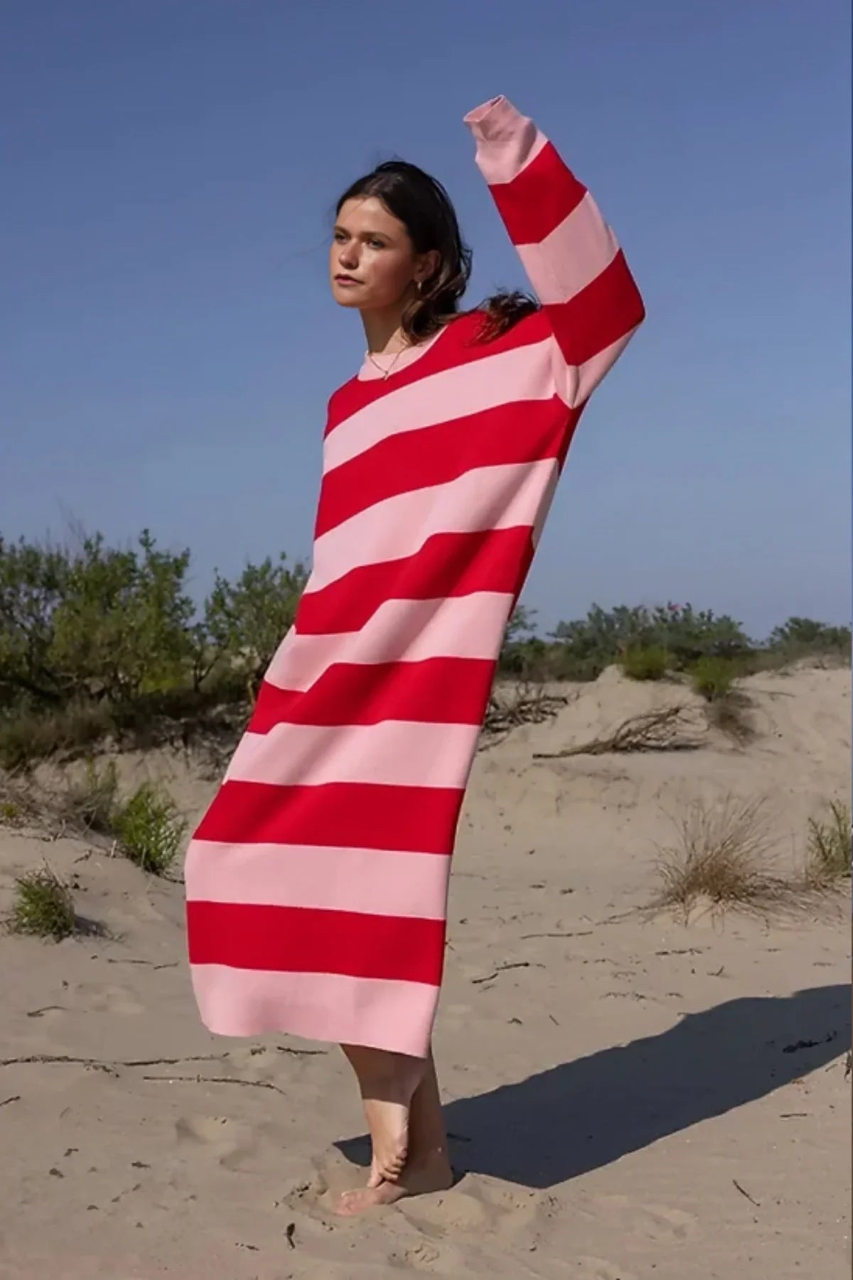 Kırmızı Pembe Renkli Oversize Çizgili Triko Elbise
