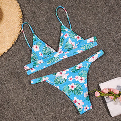 Mavi Tropikal Çiçek Desenli Çapraz Askılı Bikini Takımı