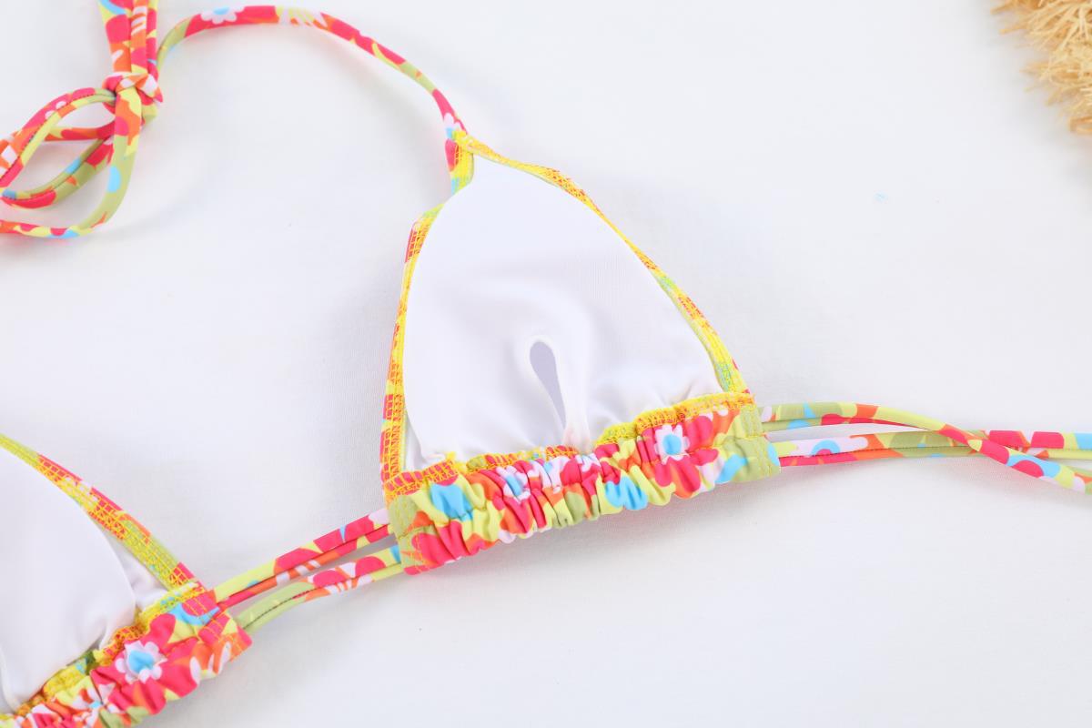 Neon Çiçekli Canlı Renk Üçgen Bikini Takımı