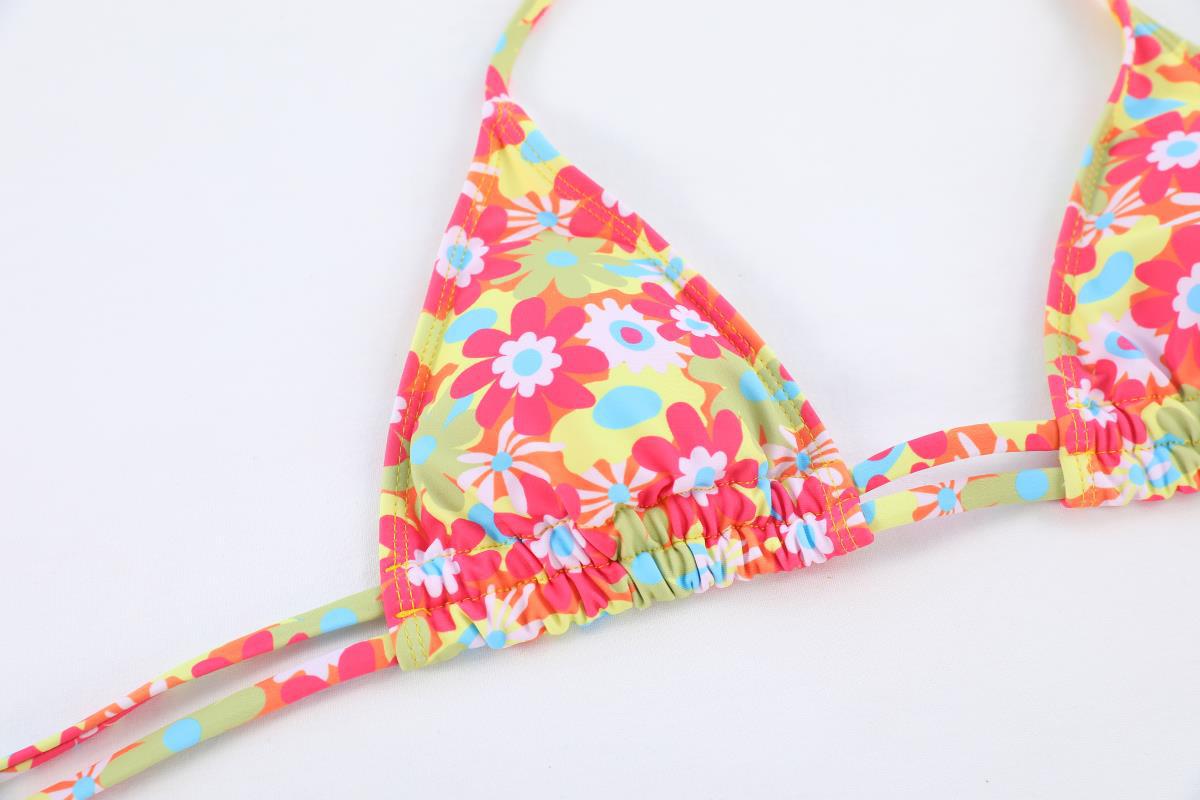 Neon Çiçekli Canlı Renk Üçgen Bikini Takımı