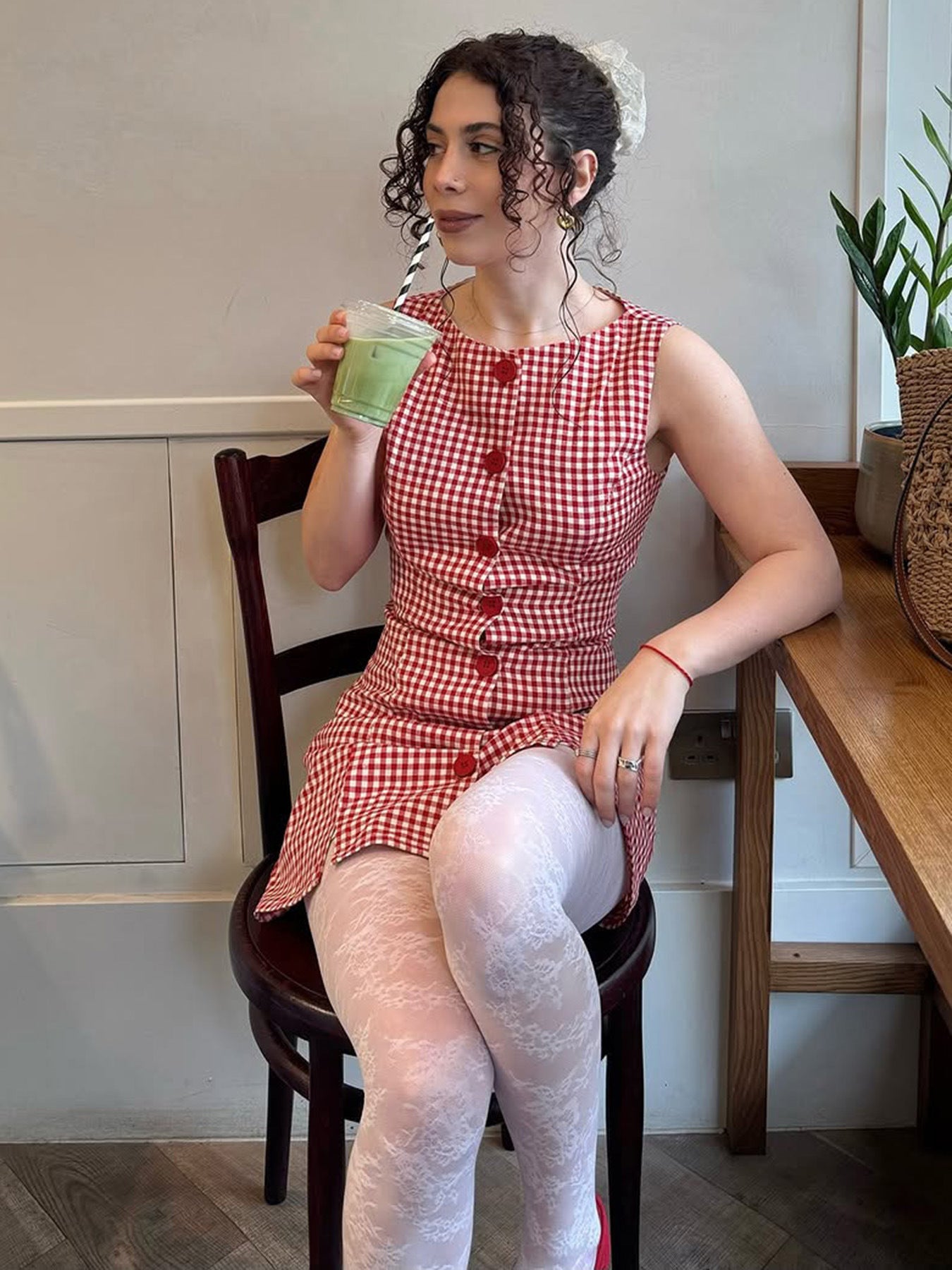 Mini sukienka w kratę w stylu vintage w kolorze czerwonym