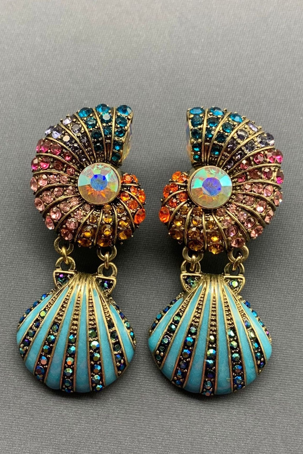 Vintage Mussel Figured Dangle Earrings with Colorful Stones