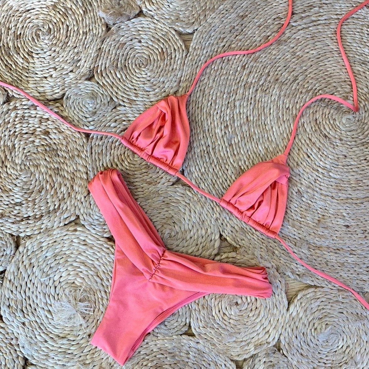 Yüksek Bel Drapeli Üçgen Bikini Takımı Zalle