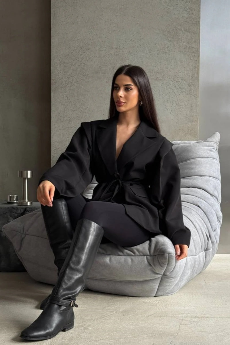 Siyah Kemer Detaylı Oversize Blazer Ceket Zalle